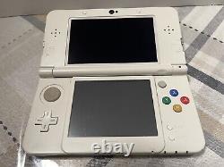 New Nintendo 3DS Super Mario White Edition System withCharger No Stylus