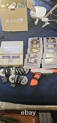 Super NES (Very Clean) with 14 Games Mario Kart. Etc