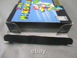 Super Nintendo SUPER MARIO WORLD with Box Players Choice 1998 CIB SNES